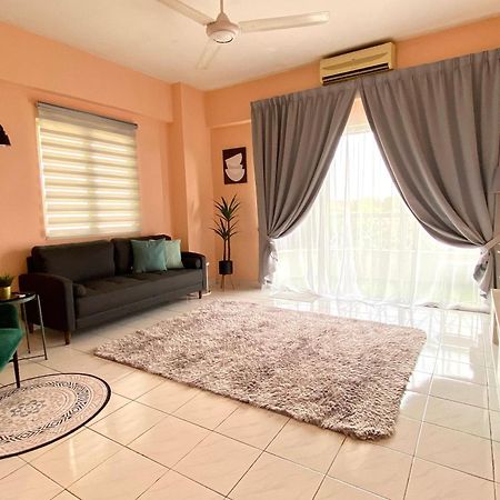 The Nest - Cozy 3-Bedroom Condo, Shah Alam Dış mekan fotoğraf